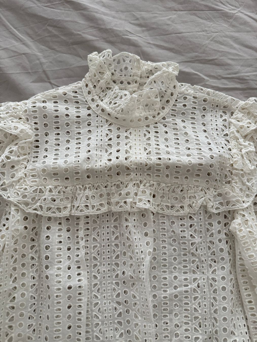 Claudie Pierlot Camicette: Blouse Claudie Pierlot – Nuovo (secondo la descrizione) da Nyon venduto da MK_AllenTX 3