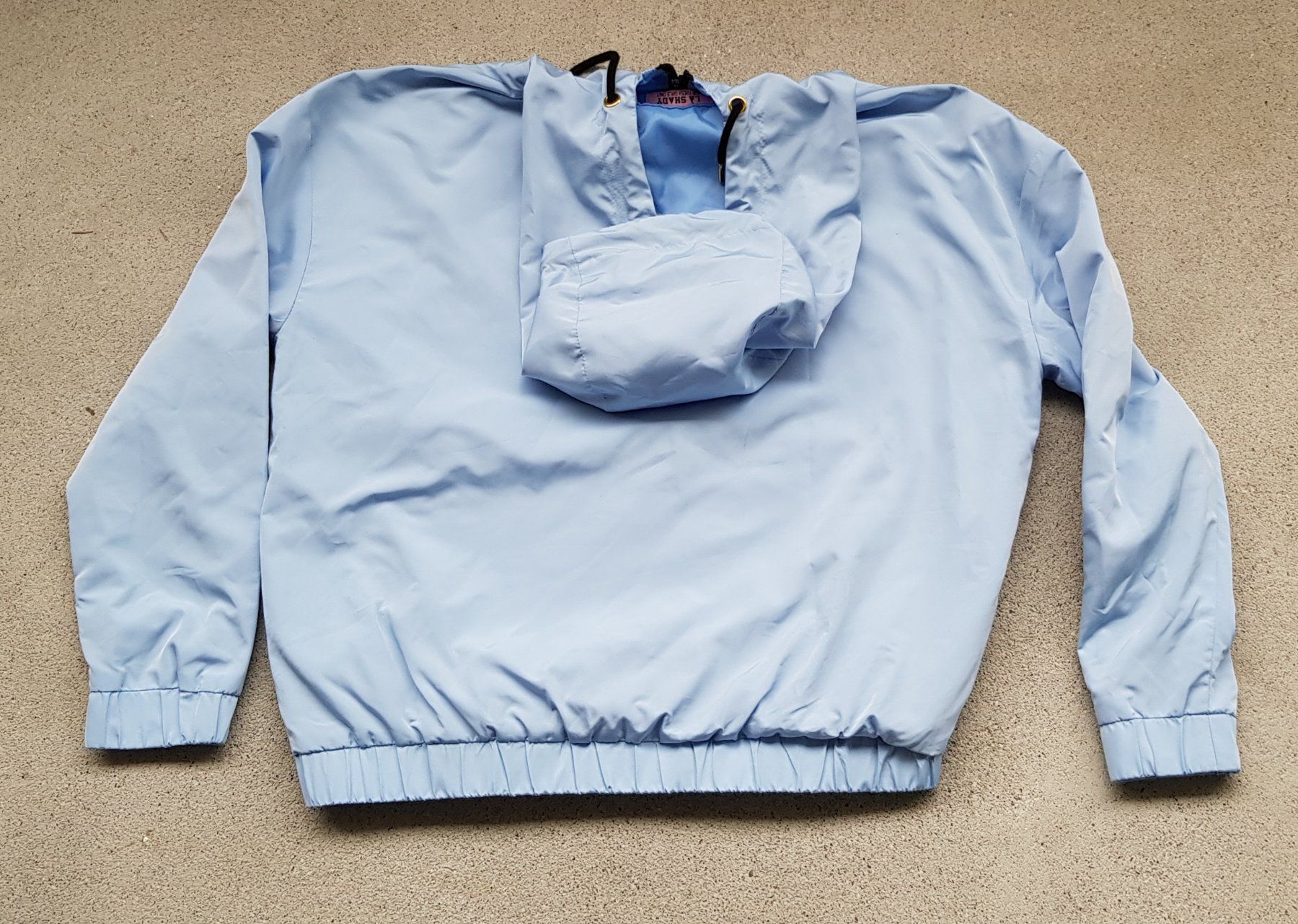 Pullover & Sweatshirts: Hoodie / Kapuzen-Pullover/Jacke / Gr 164 – Gebraucht aus Luzern von Salemanlu 1