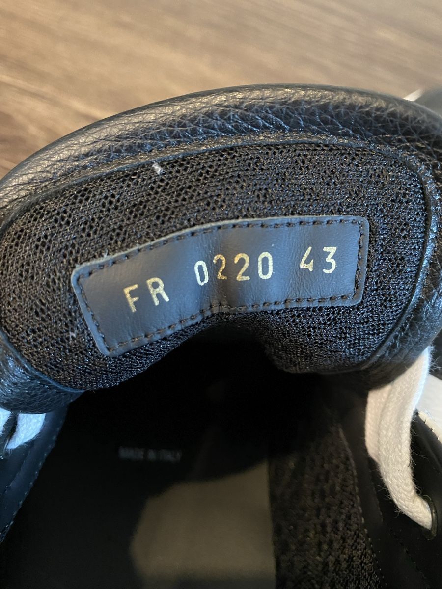 Givenchy Scarpe da uomo: Givenchy Sneaker Split in Schwarz/Weiss, Grösse 43 – Usato da Itingen venduto da Monschi5 5