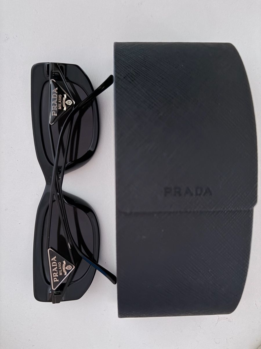 Prada Lunettes & Verres: Prada Sunglasses  – D'occasion à Aarburg par roc_9n2c 3
