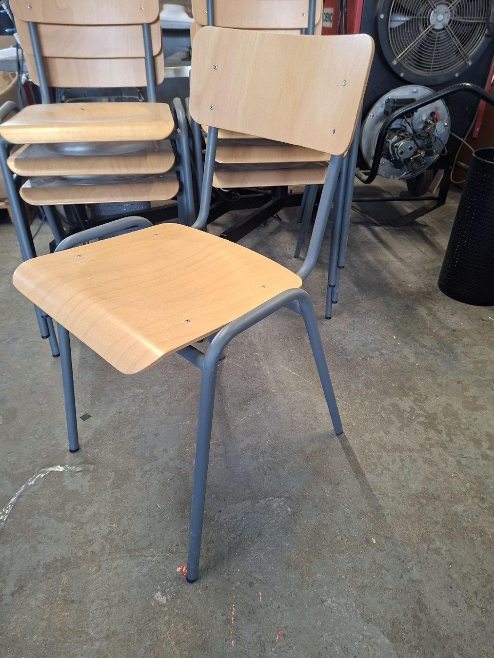 Stapelbare Stuhle Esszimmer