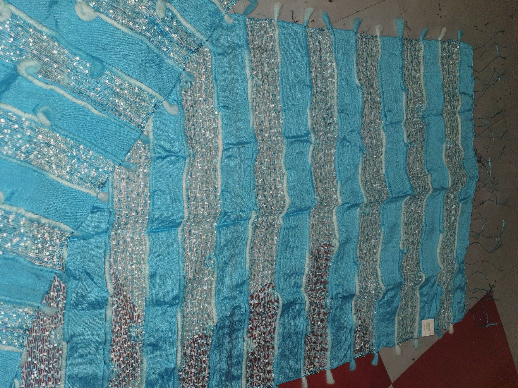 Foulard & Sciarpe: Schal – Nuovo (secondo la descrizione) da Moosseedorf venduto da Sonnenschein.. 1