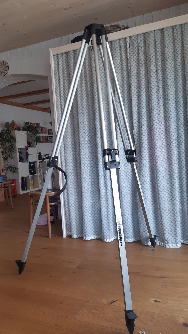 Treppiedi & Teste: Lehmann Stativ, mit Tasche – Usato da Oey venduto da Parkplatzbrocki 2