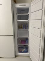 Gefrierschrank von Kibernetik mit No-Frost