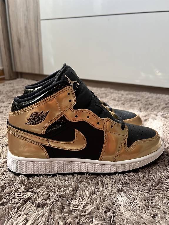 Scarpe da uomo: Air Jordan 1 Gold – Usato da Herisau venduto da ogkosta