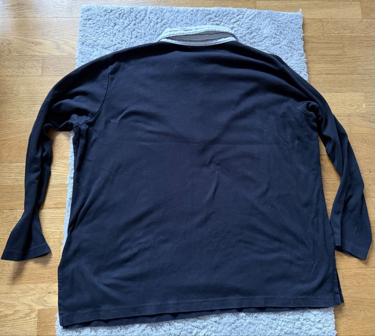 Camicette: Damen Pullover mit Hemdkragen schwarz Grösse 48/50 – Usato da Mosnang venduto da Dojajolele 3