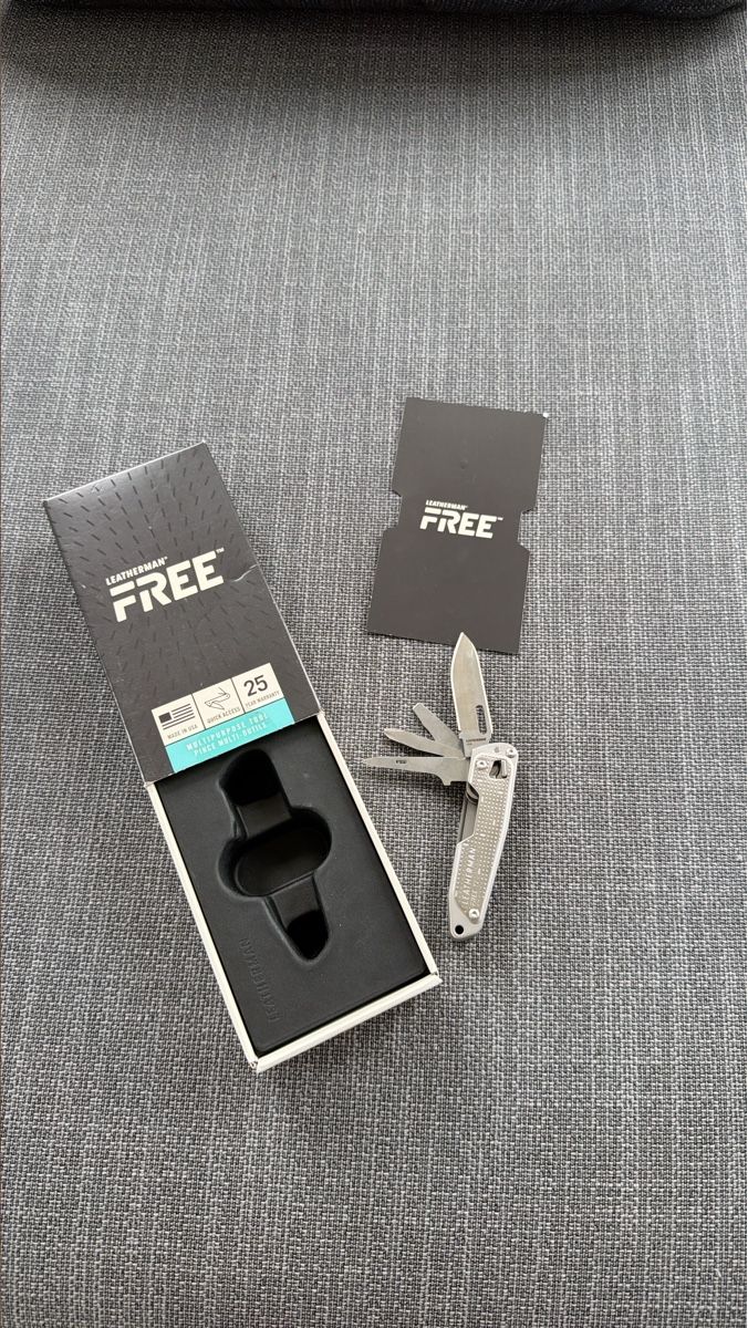 Leatherman Couteaux de poche: Leatherman FREE T2 Multi-Tool Like New – Neuf (Voir description) à Zürich par oli_k9tl