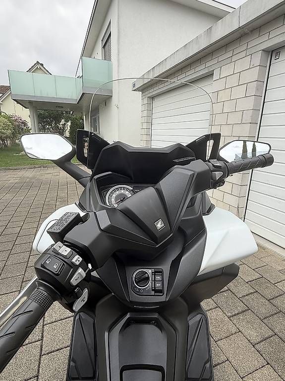 Scooter: Honda Forza 125ccm – Usato da Böckten venduto da jos_sk2m 3