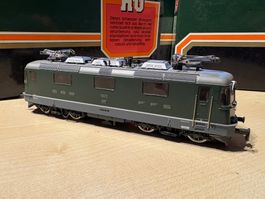 Hag 214  Re4/4II verte phares carrés