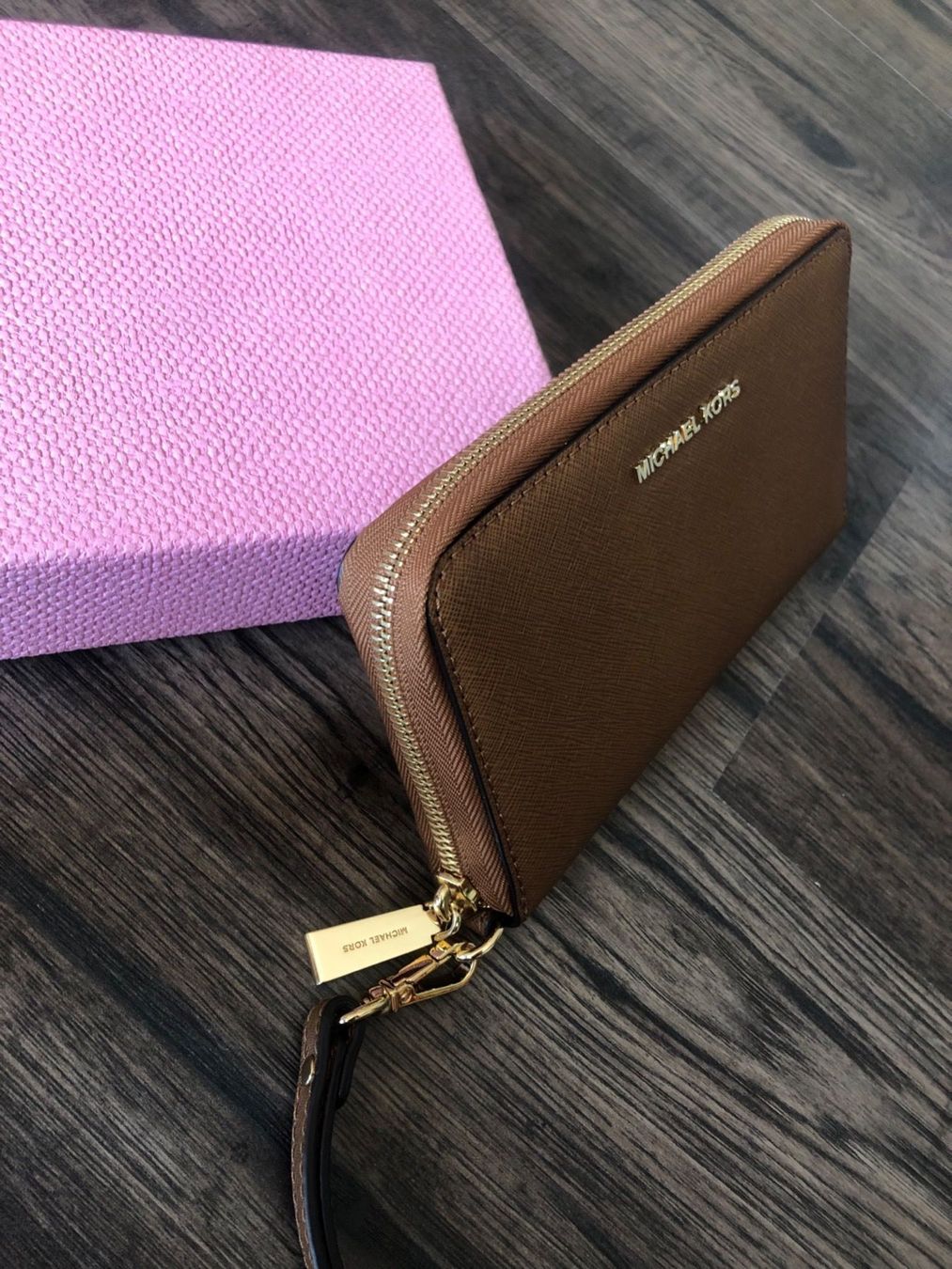 Michael Kors Portamonete: Original Michael Kors Portemonnaie NEU – Nuovo (secondo la descrizione) da Buchs ZH venduto da crazyhandbaggirl123 2