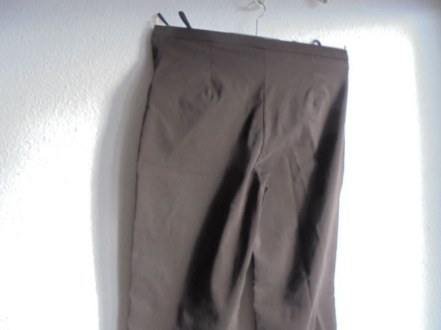 Hosen: Hose Dunkelbraun Gr. 21 NEU – Neu (gemäss Beschreibung) aus Hinwil von Glasperlen 3