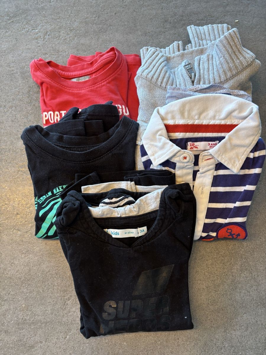 Pullover & Sweatshirts: 5 pulls taille 94cm  – Gebraucht aus Chapelle-s-Moudon von vanesso