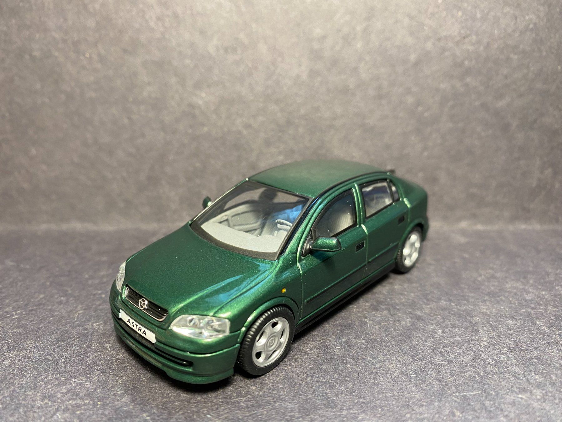 Schuco Modellautos: Opel Astra G - Schuco 1:43 – Gebraucht aus Spiez von Mlandcruiser