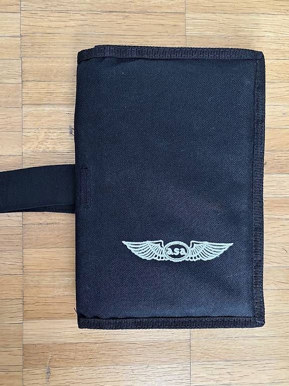 Valises & Sacs: Porte-documents pilote ASA VFR  – D'occasion à La Chaux-de-Fonds par baz_sl5w