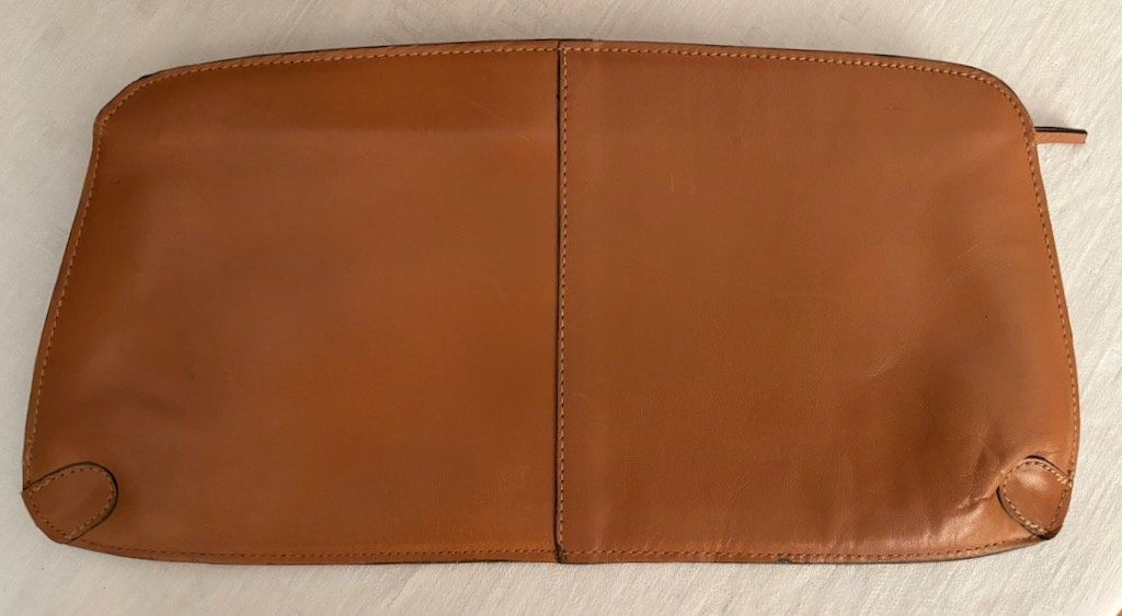 Borse da donna: LOUIS FERAUD PARIS Vintage Pochette – Usato da Zürich venduto da Libraco 2