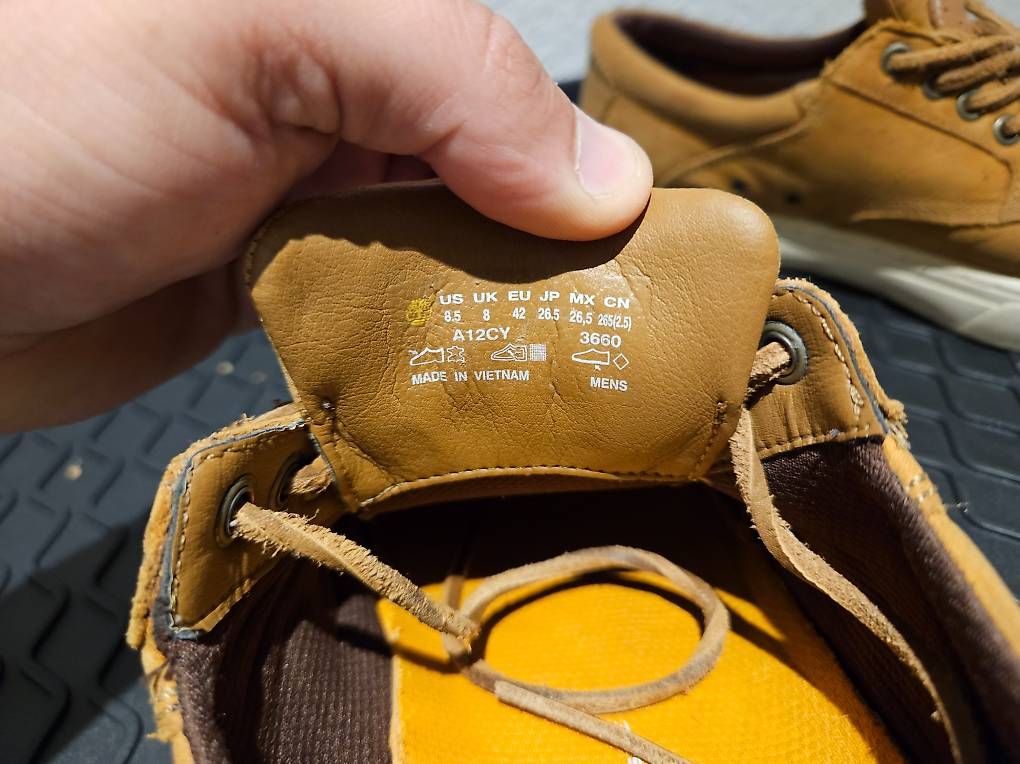 Scarpe da uomo: Timberland taille 42 – Usato da Orpund venduto da Vido91 1