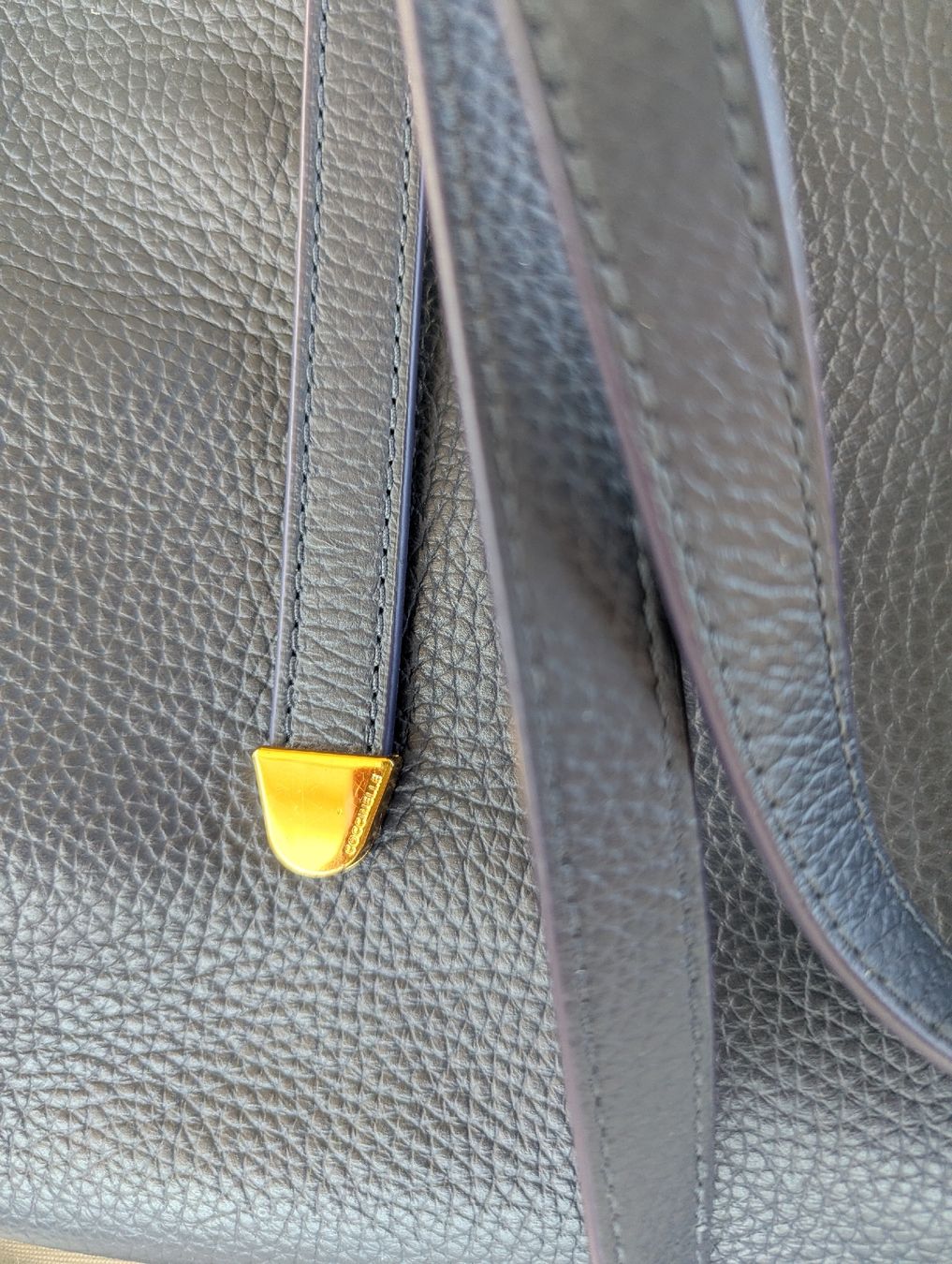 Coccinelle Taschen für Damen: COCCINELLE Tasche Leder – Gebraucht aus Seengen von sam_x5tk 2