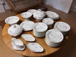 Service de table complet ancien en porcelaine Pillivuyt/FR
