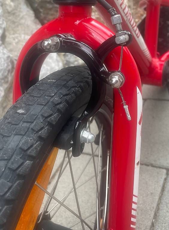 Biciclette: Specialized-Kindervelo 16 Zoll – Usato da Lenk im Simmental venduto da antoniawanda 1