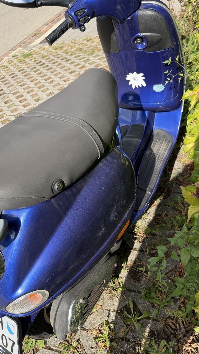 Vespa Scooter: Vespa ET4 125, dunkelblau – Usato da Bassersdorf venduto da lara.hossmann 3