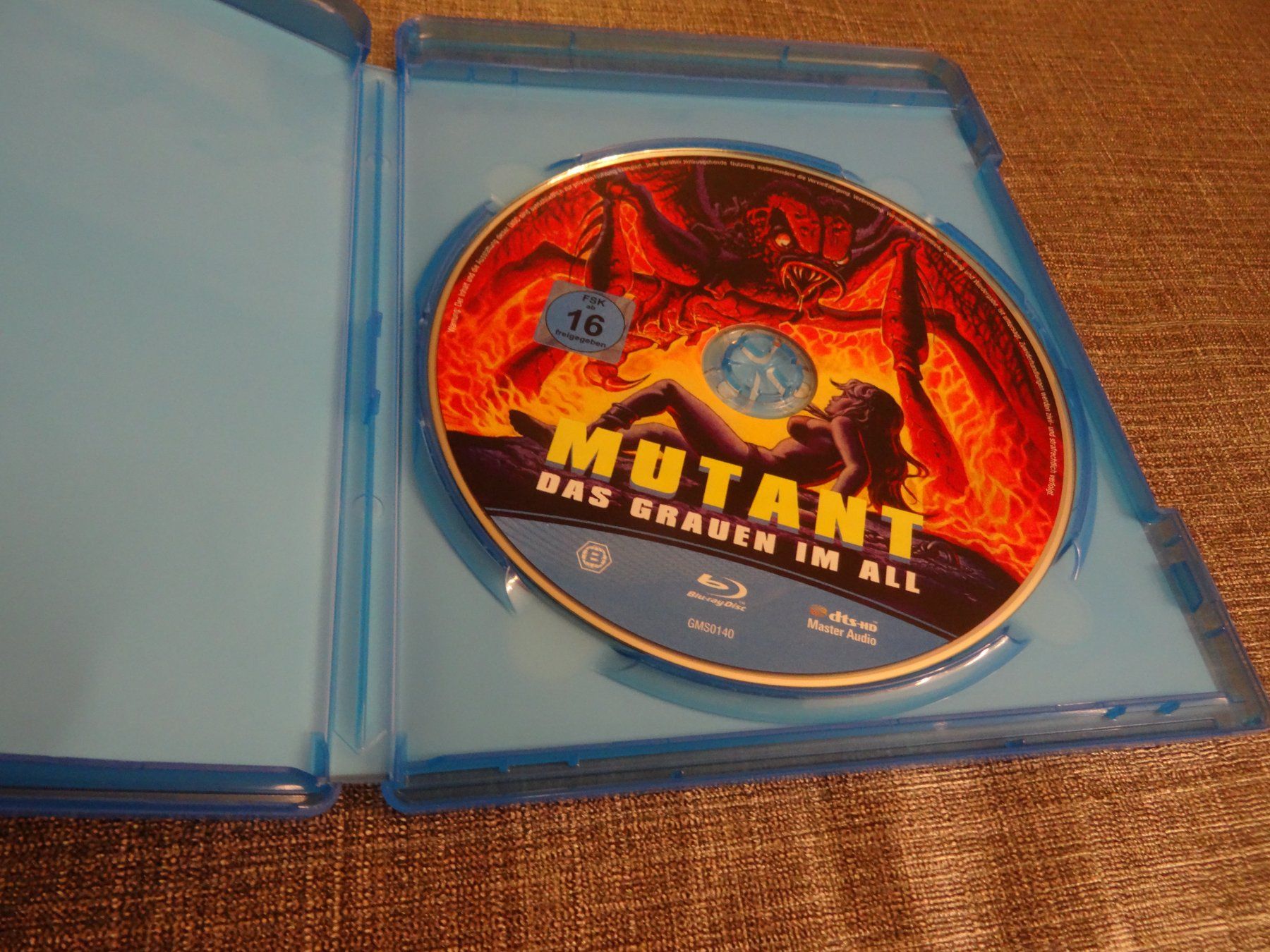 Tutti i DVDs: Mutant - Das Grauen im All BLU-RAY – Usato da Olten venduto da Disc-Verkauf 1