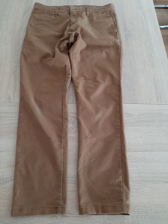 Herrenhose Carhartt, Grösse 34 / 32 mittelbraun