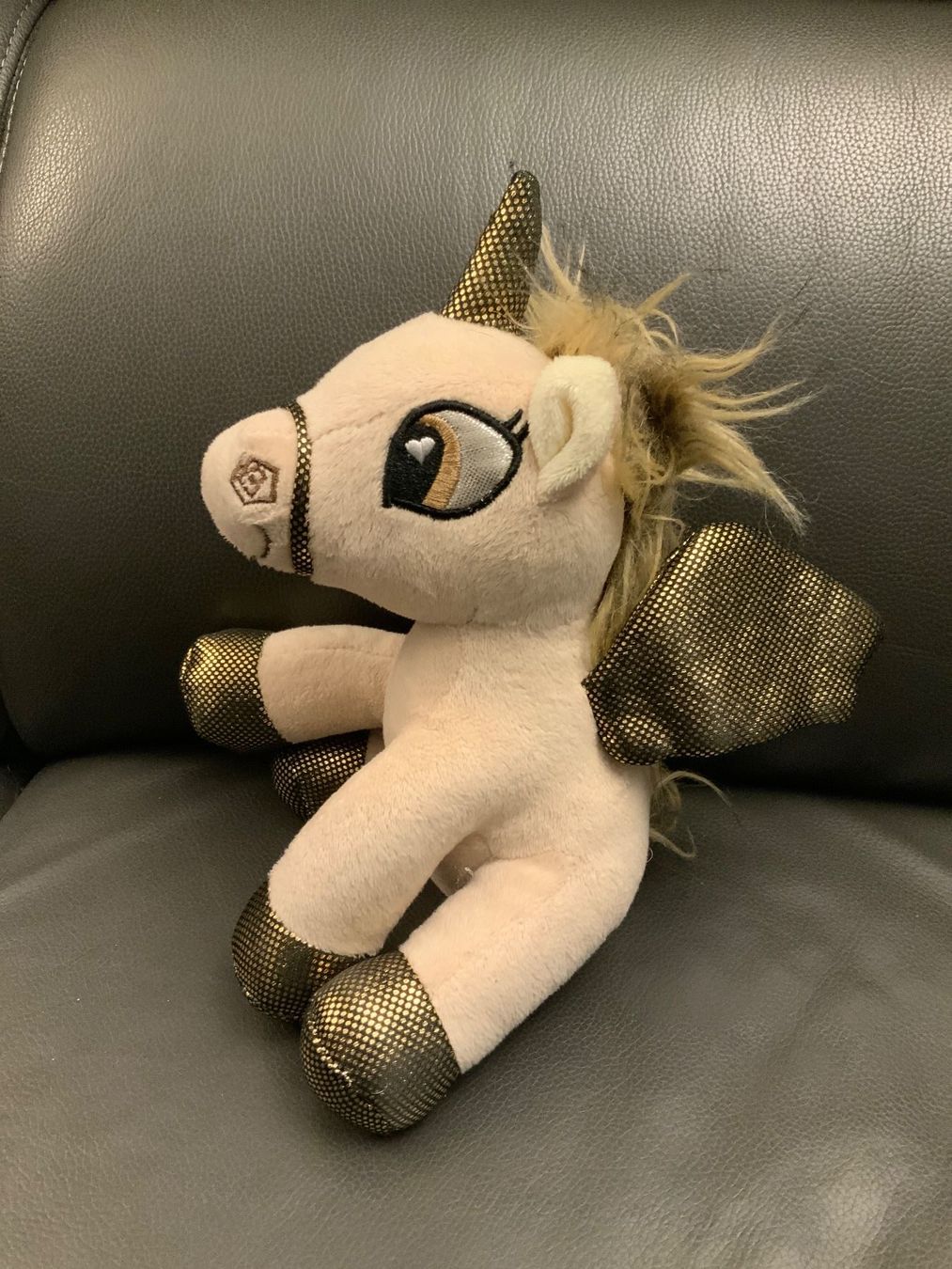 Giocattoli: Plüschtier Goldenes Pony-Einhorn – Usato da Gutenswil venduto da jump4joy