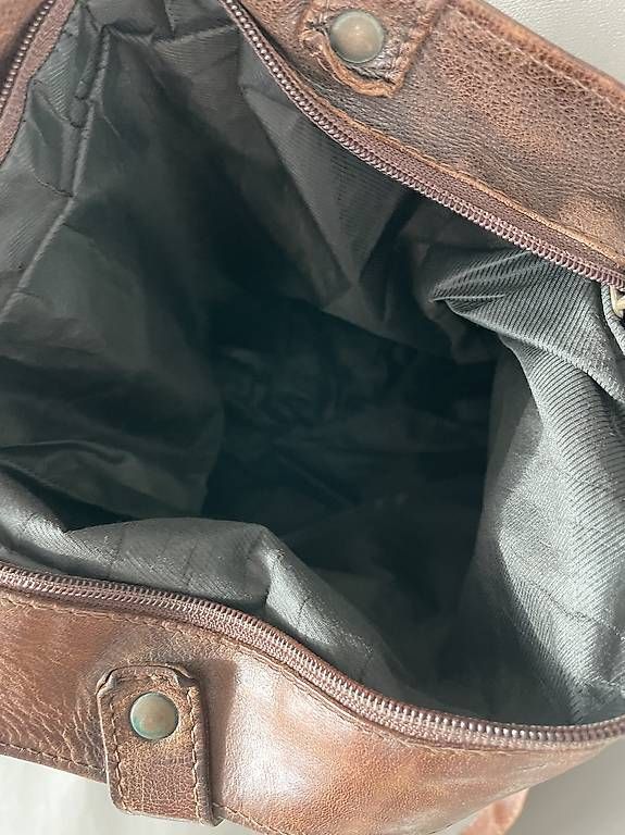 Altro in  Abbigliamento & Accessori: Borsa in pelle a tracolla – Usato da Locarno venduto da ste_8rjr 1