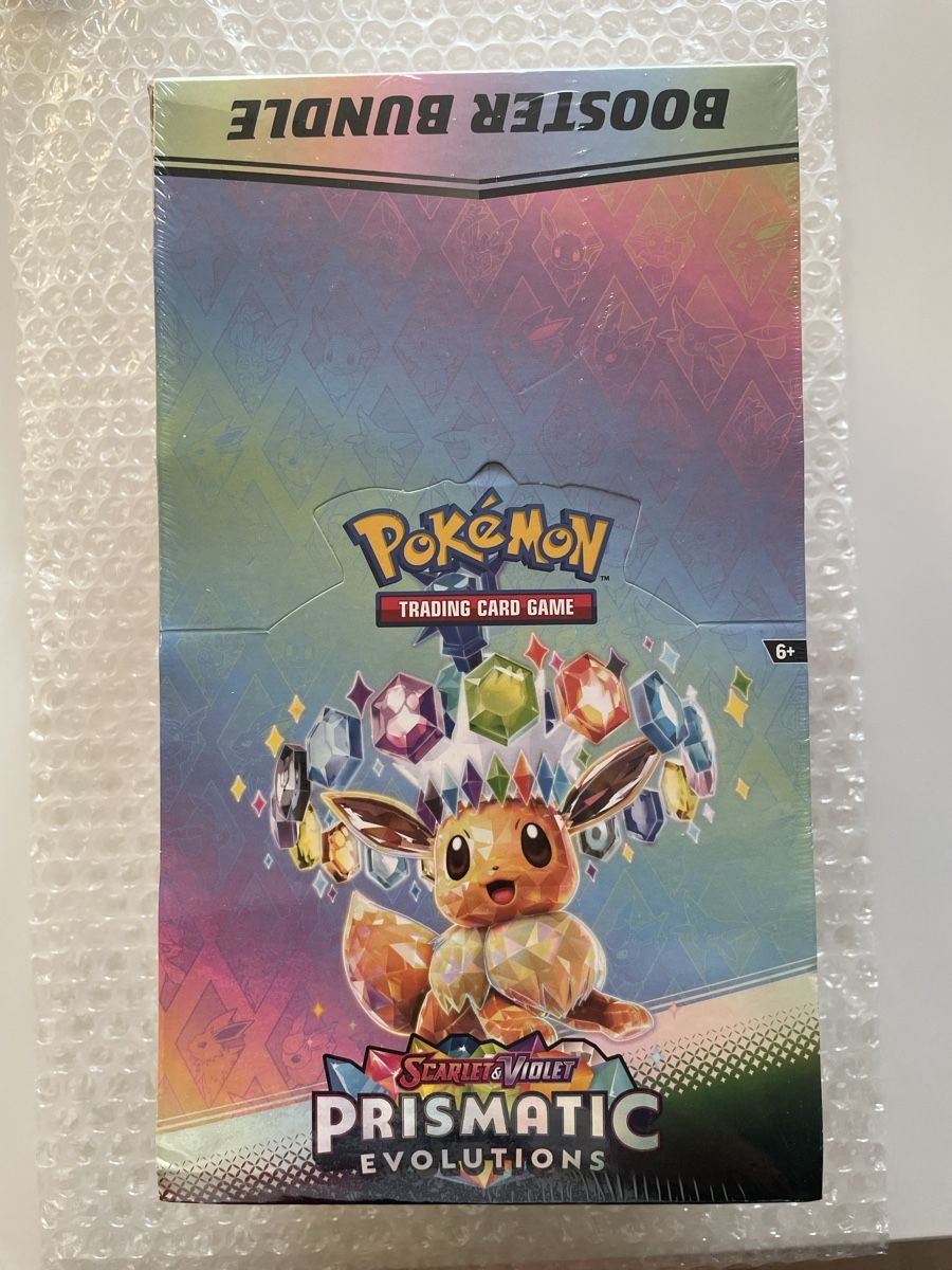 Pokémon Sammelbilder & Trading cards: Prismatic Evolustions Booster Bundle Case/Display – Neu und originalverpackt aus Wallisellen von kam_8pkf