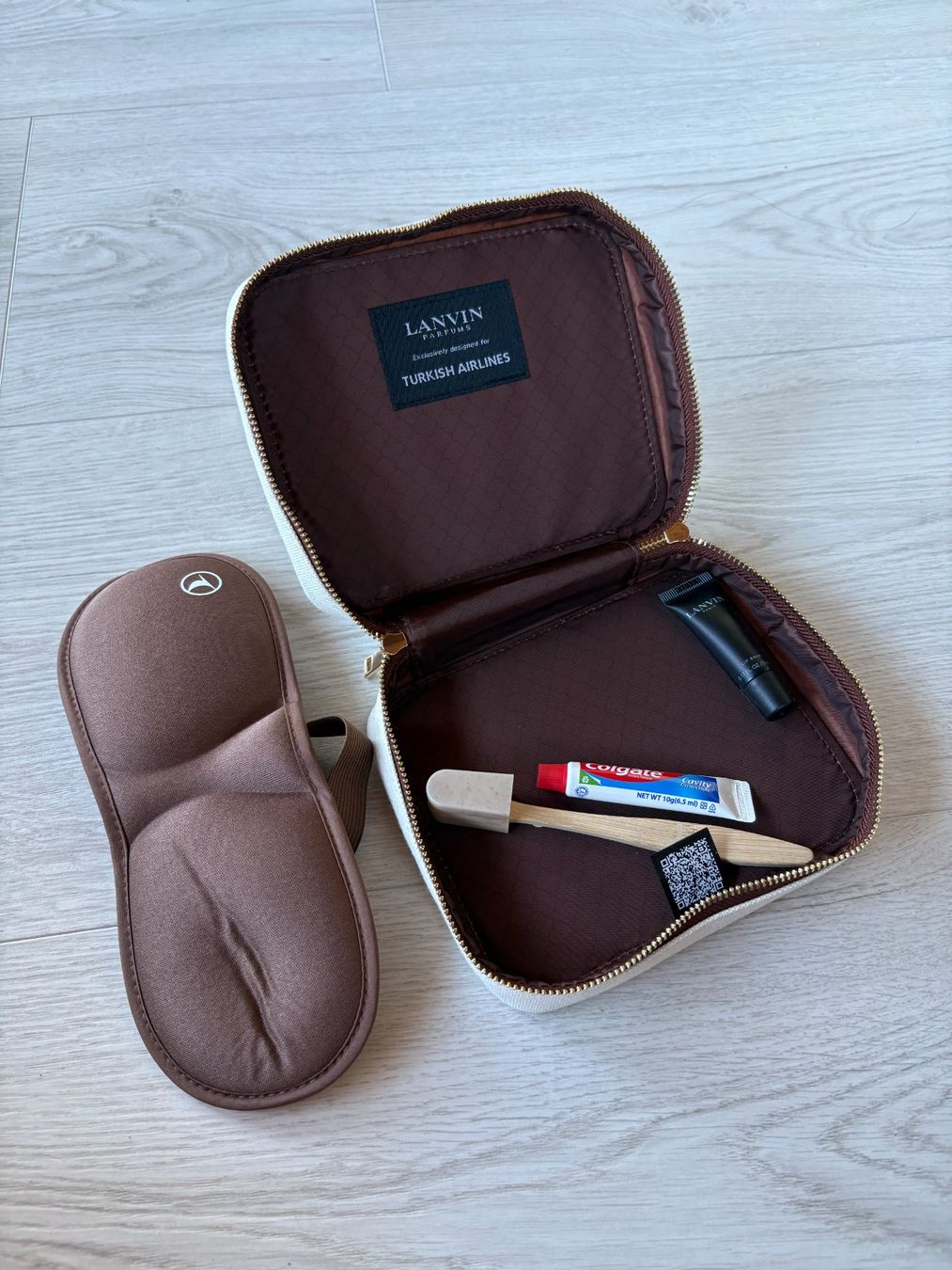 Lanvin Custodie per cosmetici: Necessaire Lanvin mit Inhalt – Nuovo (secondo la descrizione) da Mühleberg venduto da cupra80 2