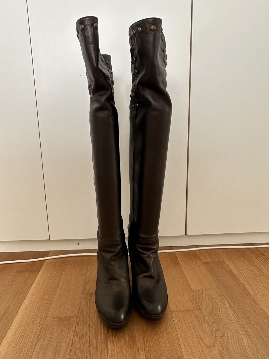 Stuart Weitzman Scarpe da donna: Stuart Weitzman Stiefel, Leder, Top Zustand, Gr. 38 – Usato da Urdorf venduto da fairfashion