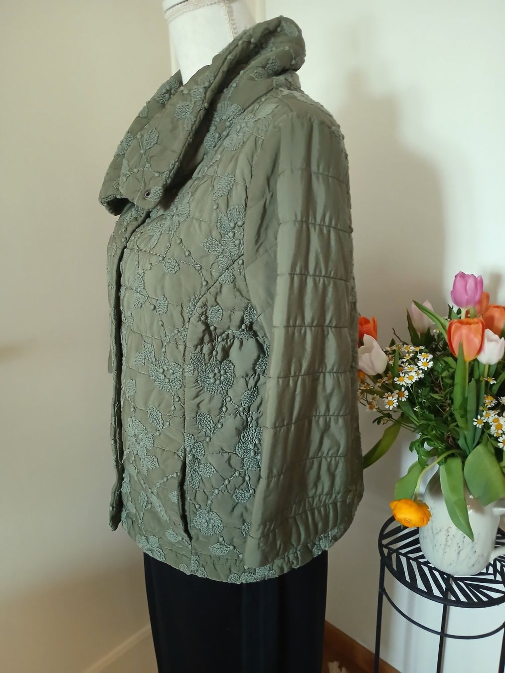 Giacche: Schöne Jacke, Gr. ca.L – Nuovo (secondo la descrizione) da Luzern venduto da Tavolna 1