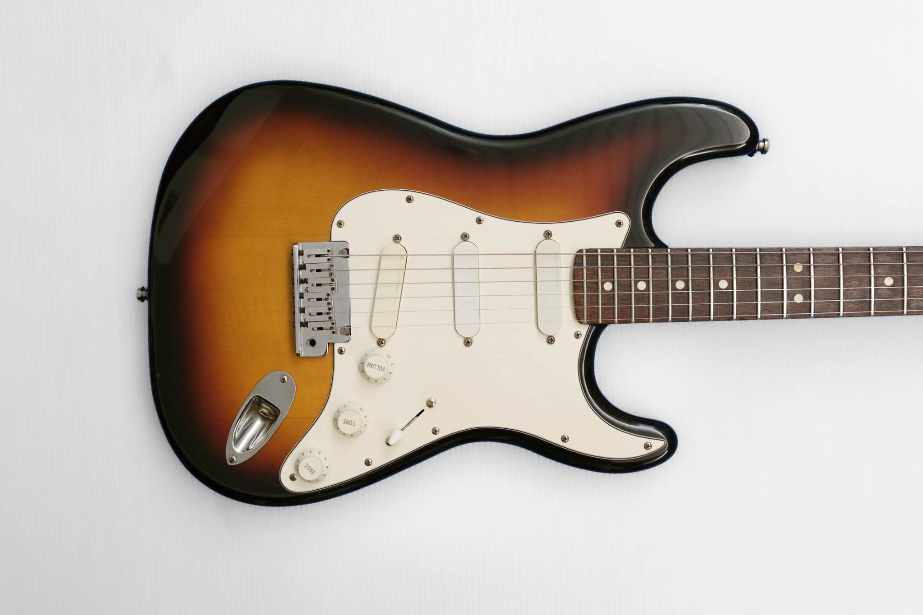 Fender Strumenti musicali: Fender Strat Plus 1991 - vintage Sunburst – Usato da St-Légier-La Chiésaz venduto da JeDaiL 3