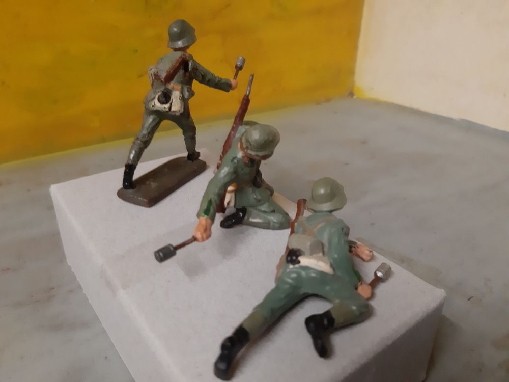 Spielzeuge: Grenadiers suisses,  Lineol – Gebraucht aus Monthey von Jmbois 2
