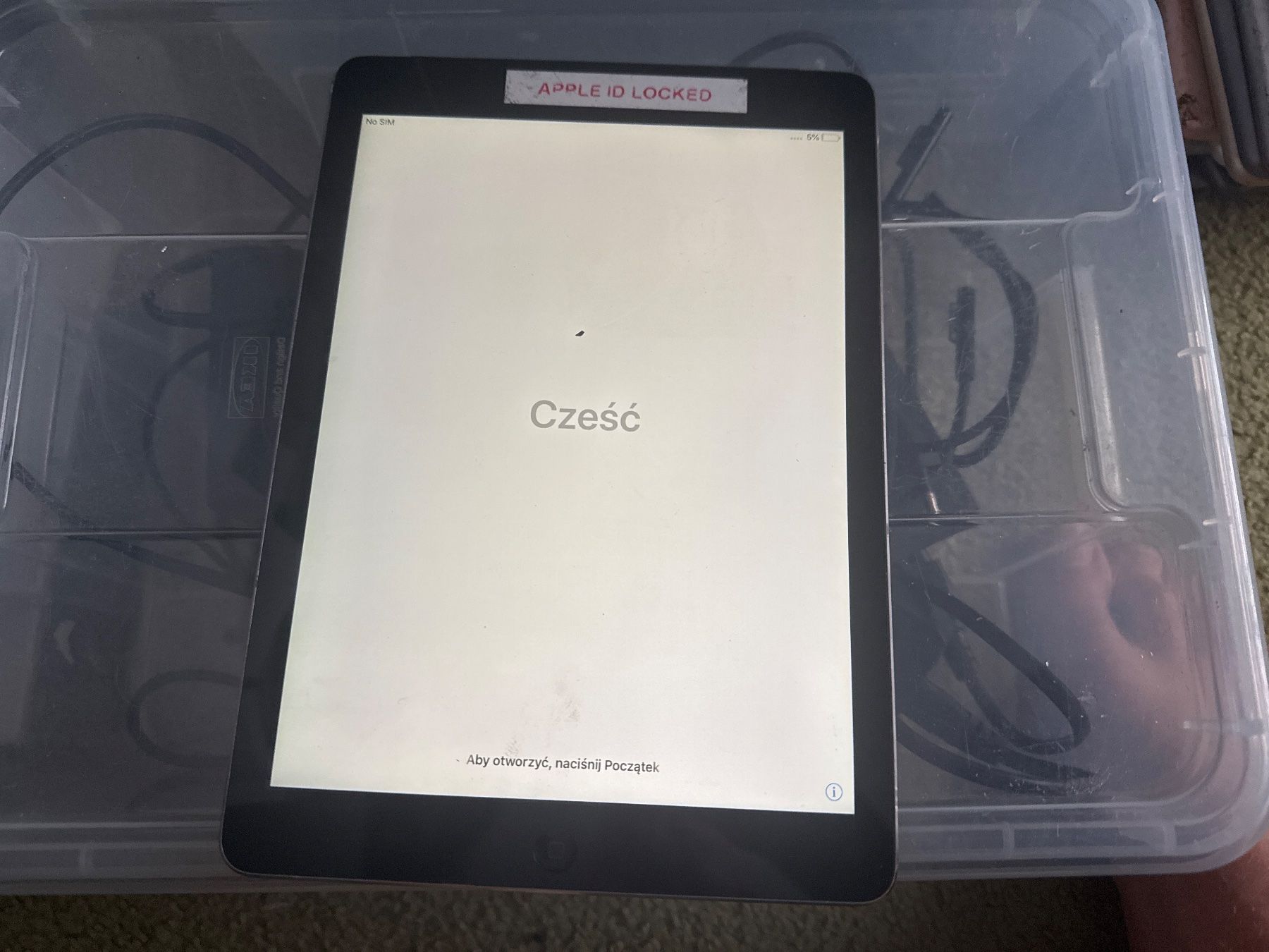 Apple Tablettes PC: Ipad Air - A1475 - icloude - Display gut!!! – Défectueux à Olten par HoYa01