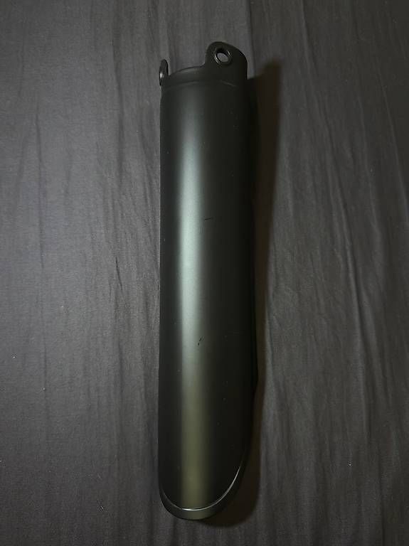 Toutes les pièces détachées moto: Fantic XMF 125 Gabelprotektor – D'occasion à Uster par 8610pedro