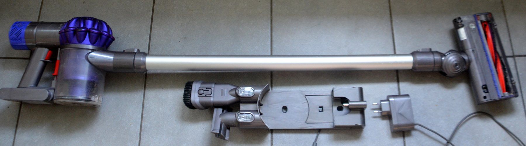 Dyson Staubsauger & Zubehör: Staubsauger Dyson V6 aspirateur – Gebraucht aus Collonges von arashee 1