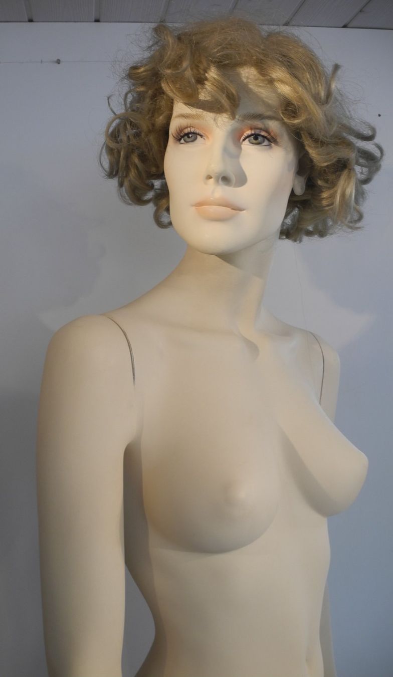 Altro in Decorazioni & Accessori: Schaufensterpuppe / Mannequin antik "Brigitta" – Usato da Kottwil venduto da Crazyrolf 2