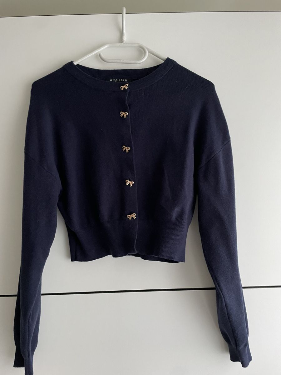 Jacken: Strickjacke mit Schleifen – Gebraucht aus Ebikon von van_qg5n