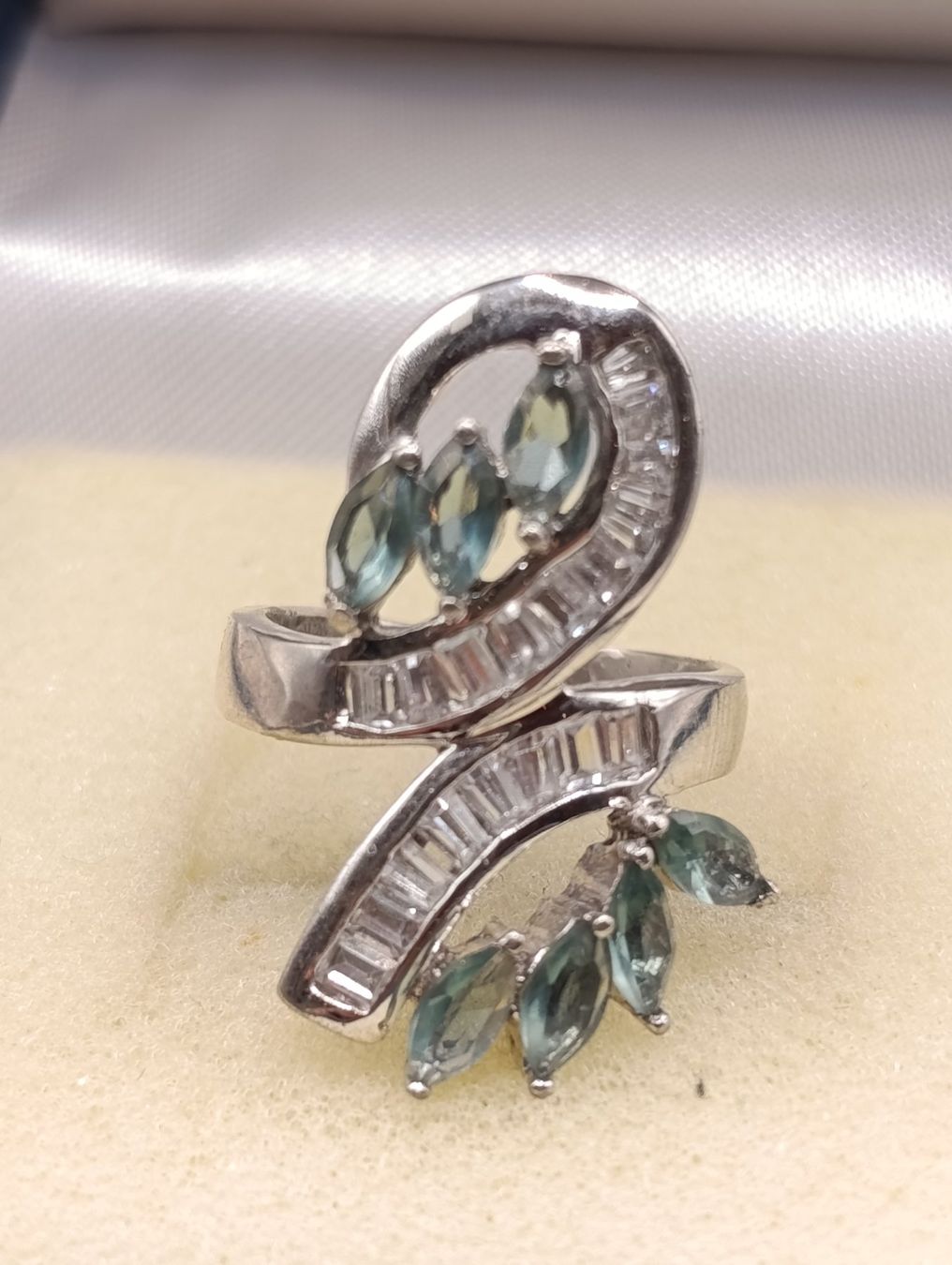 Ringe: Vintage versilberte Ring mit Schmucksteine Top – Gebraucht aus Steffisburg von 1.Schmuckschatulle 7