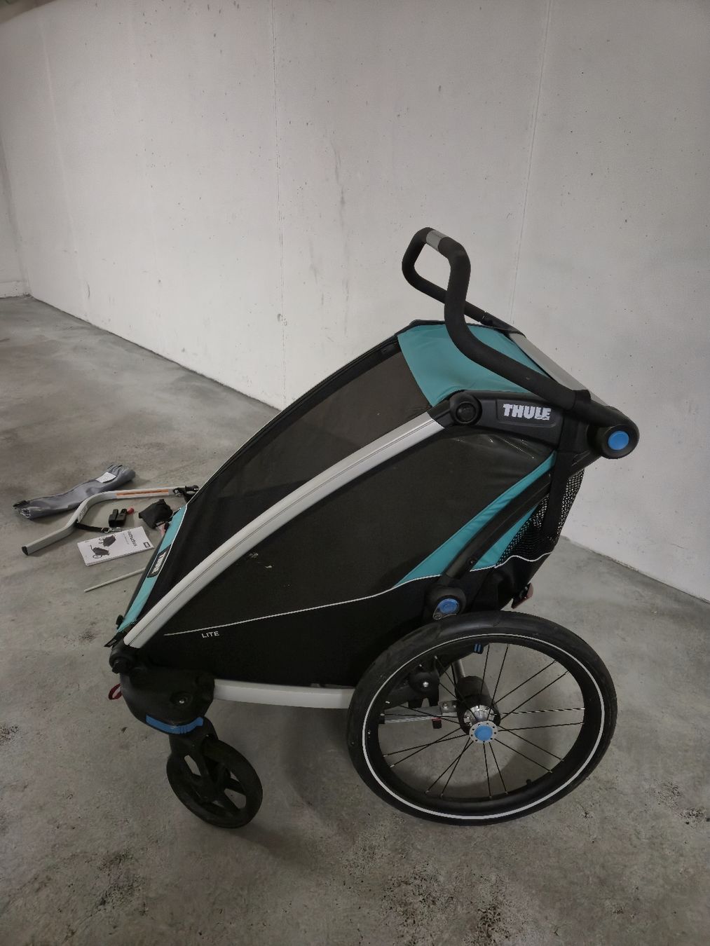 Thule Anhänger: LITE 2 Kinderanhänger türkis THULE-CHARIOT – Gebraucht aus Winkel von betan_28 1