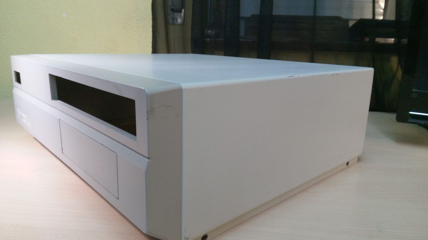Custodie: Amiga 2000 (Gehäuse) – Usato da Naters venduto da sealed-gamer 1