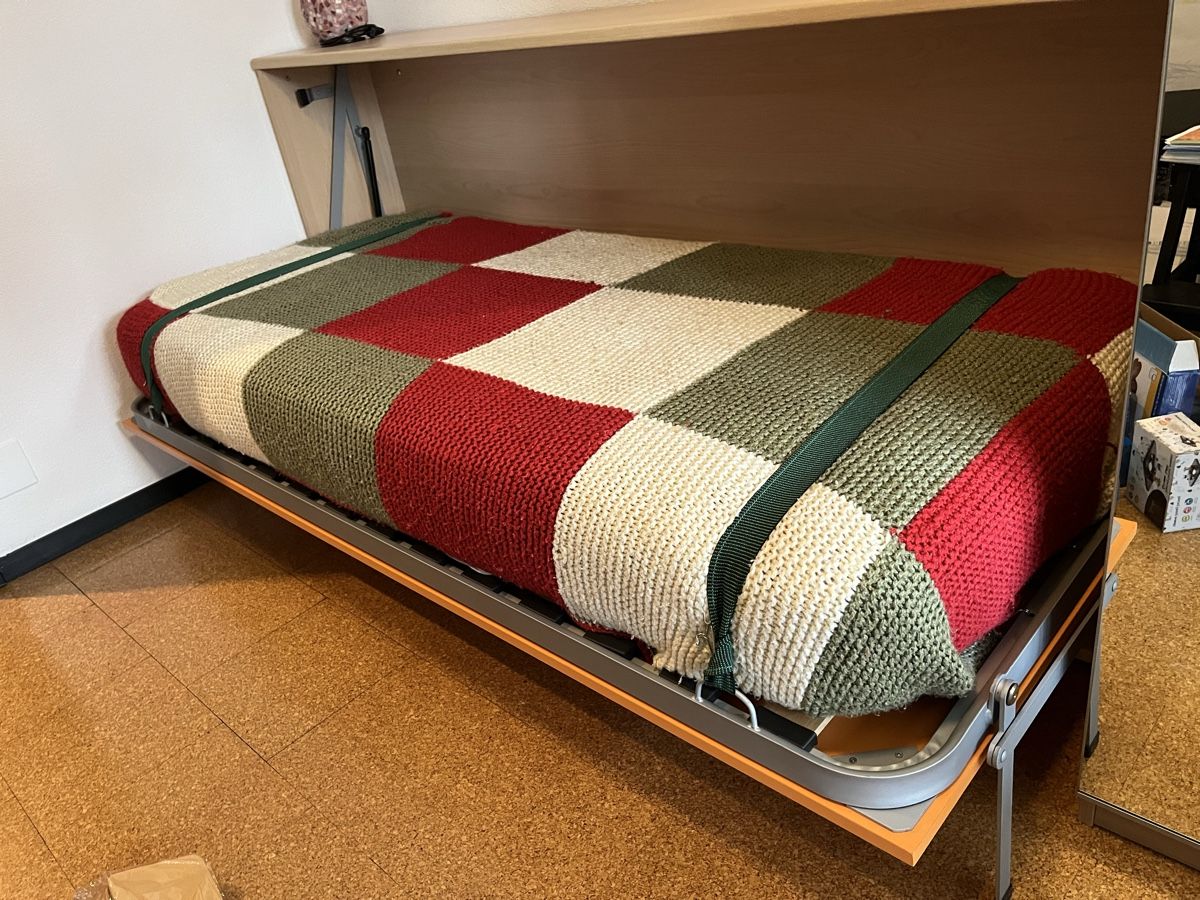 Letti: Letto a scomparsa – Usato da Giubiasco venduto da sc-77 1