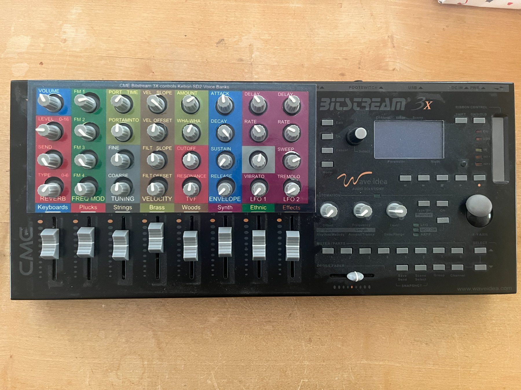 Console di mixaggio: CME Bitstream 3X MIDI Controller - Top Zustand! Studio – Usato da Wermatswil venduto da Alexborg 5