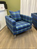 Gemütlicher Sessel im Karomuster - Designers Guild