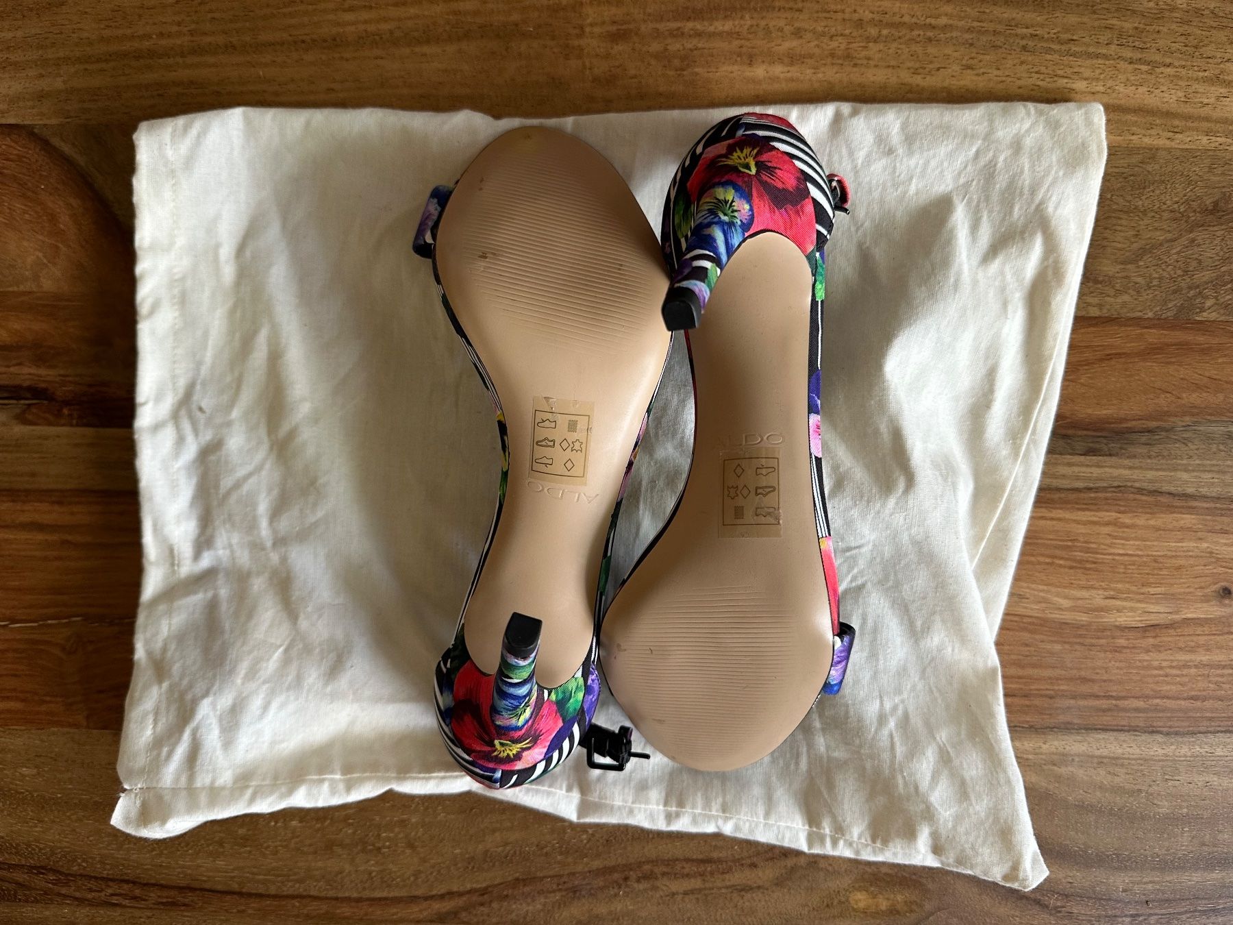 Scarpe da donna: ALDO ankle-strap high heels, size EU 38 – Nuovo (secondo la descrizione) da Basel venduto da kik_ki_05 5