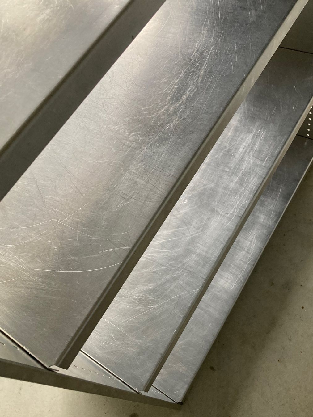 Lehni Scaffali: Aluminium Regal Lehni – Usato da Uster venduto da frrol 8