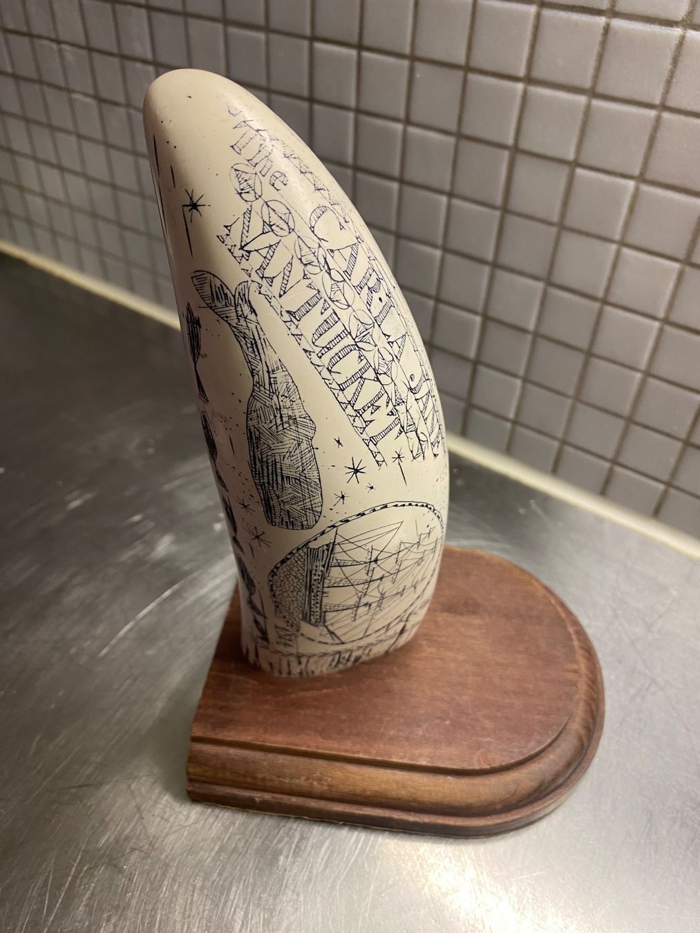 Sculture & Statue: Scrimshaw-Walzahn Replika PMS Artek – Usato da solothurn venduto da soko75 7