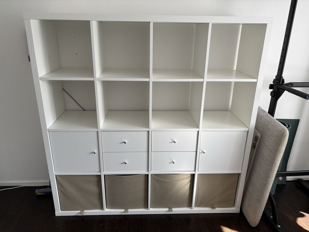Regale: Ikea Kallax Regal 4x4 Fächer – Gebraucht aus Richterswil von chemie.blume
