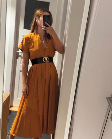 Zara Kleid